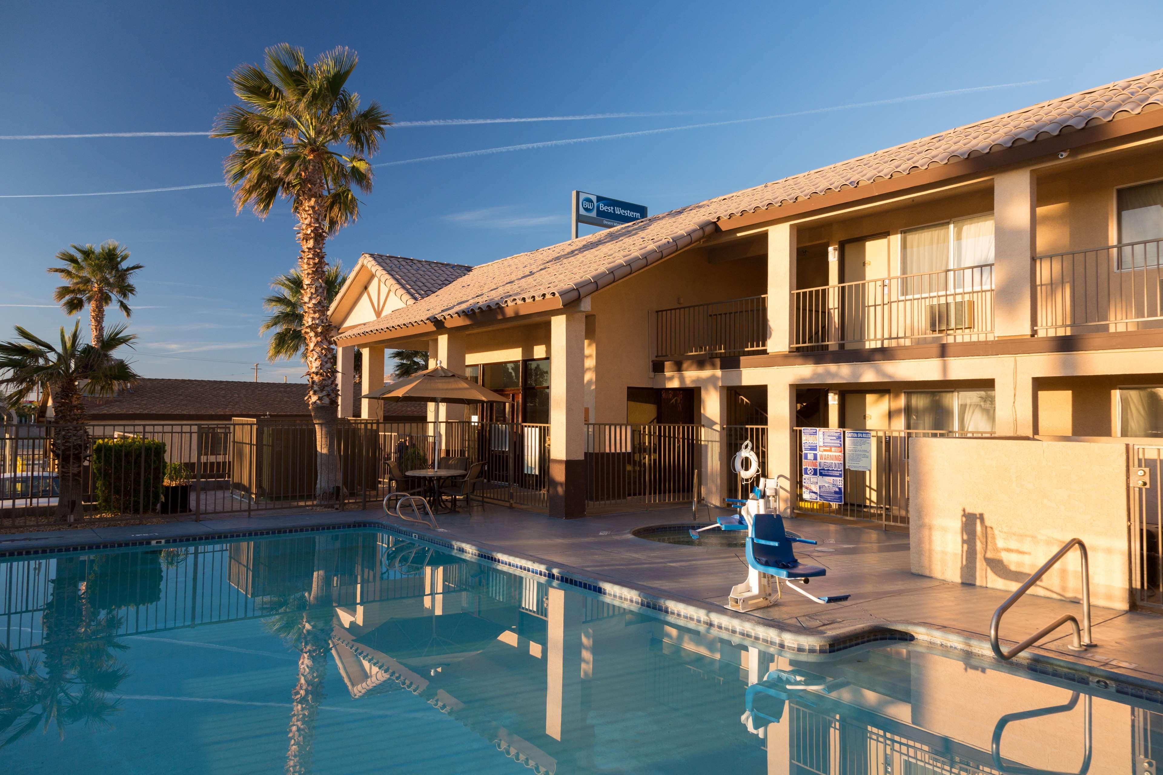 Best Western Desert Winds Mojave Exteriér fotografie