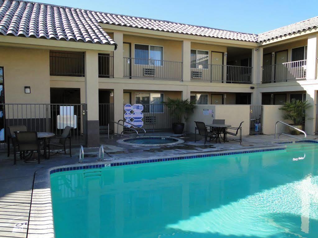 Best Western Desert Winds Mojave Exteriér fotografie